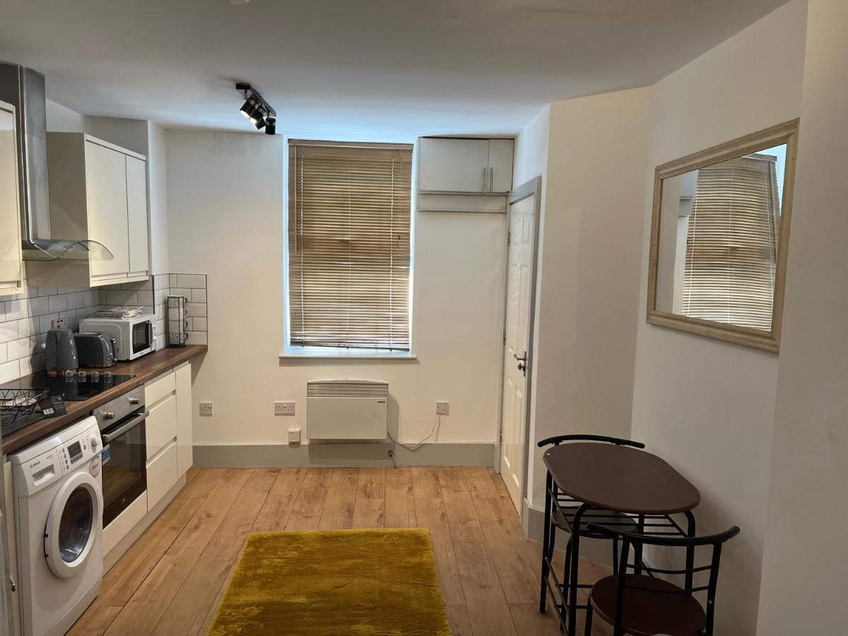 Flat 1 Cairo Street Appartement Warrington  Buitenkant foto